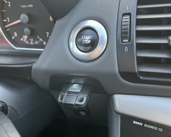 Серый БМВ 1 Серия, объемом двигателя 2 л и пробегом 241 тыс. км за 6000 $, фото 32 на Automoto.ua