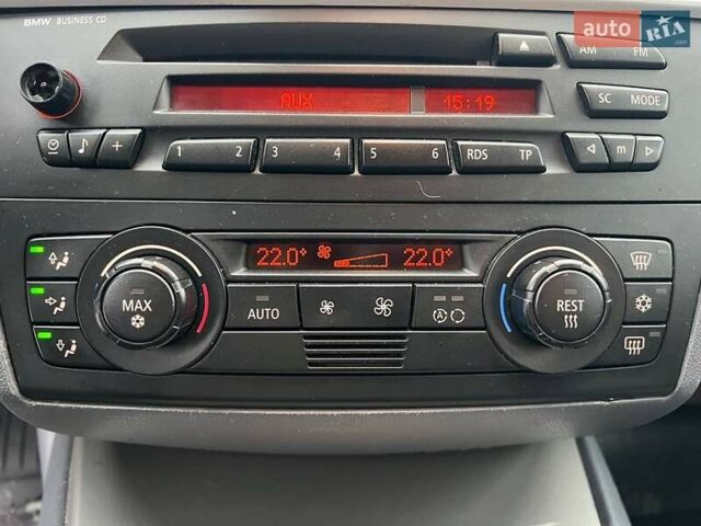 Сірий БМВ 1 Серія, об'ємом двигуна 2 л та пробігом 293 тис. км за 5390 $, фото 28 на Automoto.ua