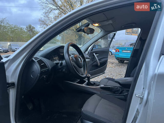 БМВ 1 Серия 2005 в Харькове на Automoto.ua Серый БМВ 1 Серия, объемом двигателя 1.6 л и пробегом 348 тыс. км за 4500 $, фото 8 на Automoto.ua