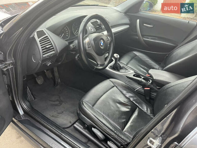 Серый БМВ 1 Серия, объемом двигателя 2 л и пробегом 260 тыс. км за 5700 $, фото 6 на Automoto.ua