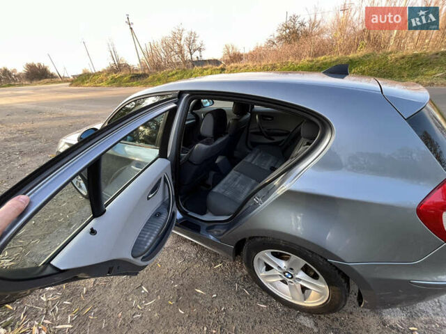 Серый БМВ 1 Серия, объемом двигателя 2 л и пробегом 241 тыс. км за 6000 $, фото 11 на Automoto.ua