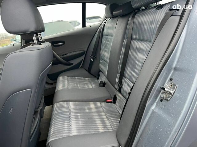 Сірий БМВ 1 Серія, об'ємом двигуна 2 л та пробігом 293 тис. км за 5390 $, фото 33 на Automoto.ua