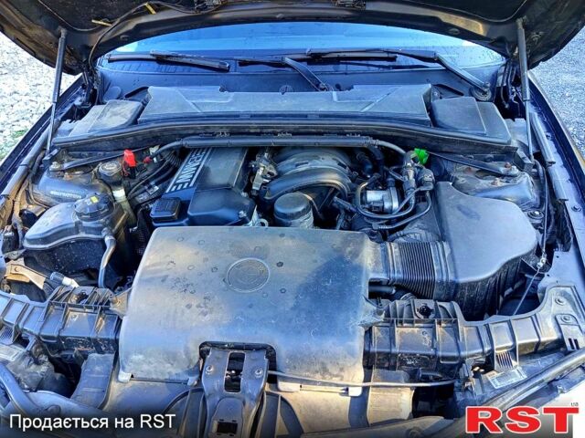 Серый БМВ 1 Серия, объемом двигателя 1.6 л и пробегом 275 тыс. км за 5500 $, фото 4 на Automoto.ua