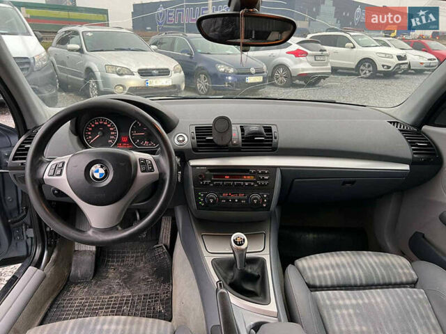 Сірий БМВ 1 Серія, об'ємом двигуна 2 л та пробігом 293 тис. км за 5390 $, фото 34 на Automoto.ua