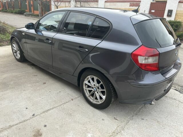 Сірий БМВ 1 Серія, об'ємом двигуна 2 л та пробігом 260 тис. км за 5700 $, фото 2 на Automoto.ua