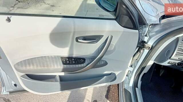 Серый БМВ 1 Серия, объемом двигателя 1.6 л и пробегом 163 тыс. км за 6700 $, фото 18 на Automoto.ua