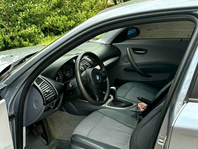 Сірий БМВ 1 Серія, об'ємом двигуна 2 л та пробігом 238 тис. км за 6200 $, фото 5 на Automoto.ua