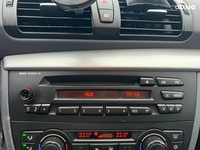 Сірий БМВ 1 Серія, об'ємом двигуна 2 л та пробігом 293 тис. км за 5390 $, фото 27 на Automoto.ua