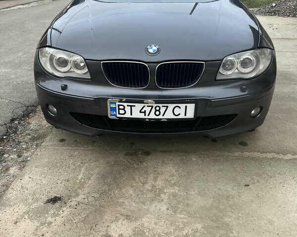 Серый БМВ 1 Серия, объемом двигателя 2 л и пробегом 260 тыс. км за 5700 $, фото 1 на Automoto.ua