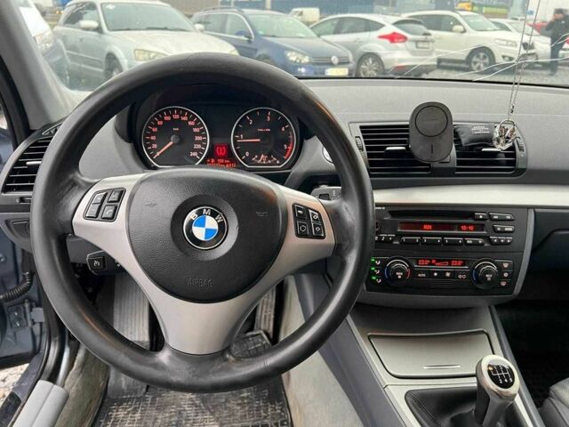 Сірий БМВ 1 Серія, об'ємом двигуна 2 л та пробігом 293 тис. км за 5390 $, фото 21 на Automoto.ua