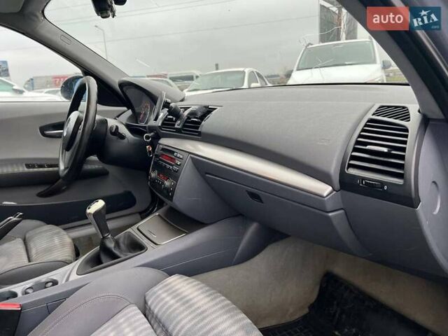 Сірий БМВ 1 Серія, об'ємом двигуна 2 л та пробігом 293 тис. км за 5390 $, фото 37 на Automoto.ua