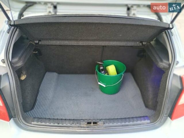 Серый БМВ 1 Серия, объемом двигателя 1.6 л и пробегом 355 тыс. км за 4900 $, фото 4 на Automoto.ua