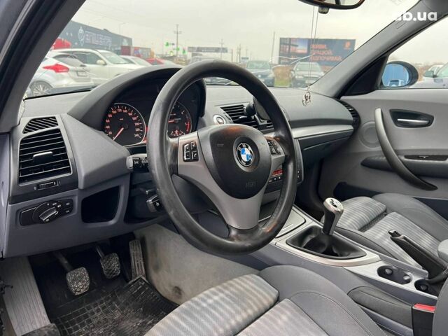 Сірий БМВ 1 Серія, об'ємом двигуна 2 л та пробігом 293 тис. км за 5390 $, фото 16 на Automoto.ua