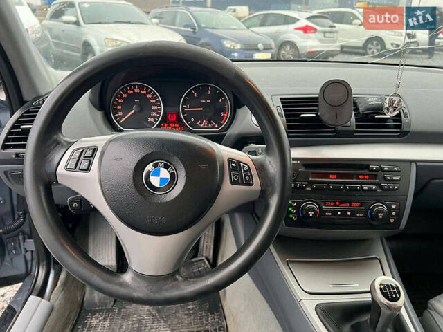 Сірий БМВ 1 Серія, об'ємом двигуна 2 л та пробігом 293 тис. км за 5390 $, фото 21 на Automoto.ua