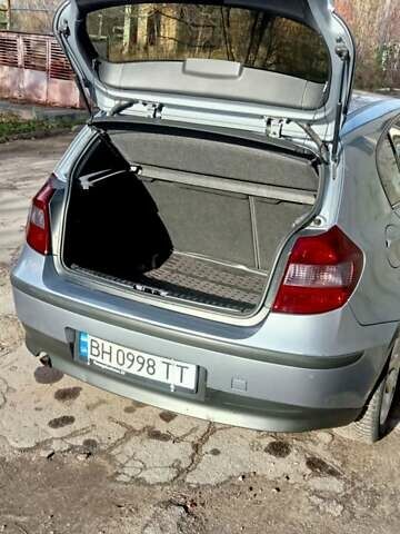 Серый БМВ 1 Серия, объемом двигателя 1.6 л и пробегом 163 тыс. км за 6700 $, фото 10 на Automoto.ua
