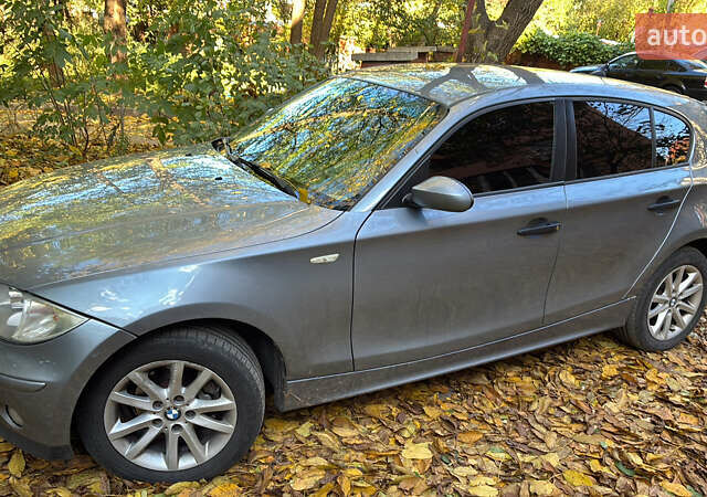 БМВ 1 Серия 2005 в Новояворовск на Automoto.ua Серый БМВ 1 Серия, объемом двигателя 1.6 л и пробегом 278 тыс. км за 5699 $, фото 2 на Automoto.ua