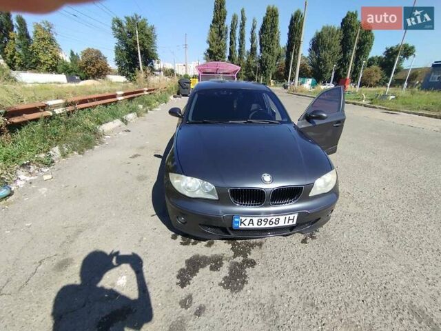 Серый БМВ 1 Серия, объемом двигателя 2 л и пробегом 26 тыс. км за 6200 $, фото 12 на Automoto.ua