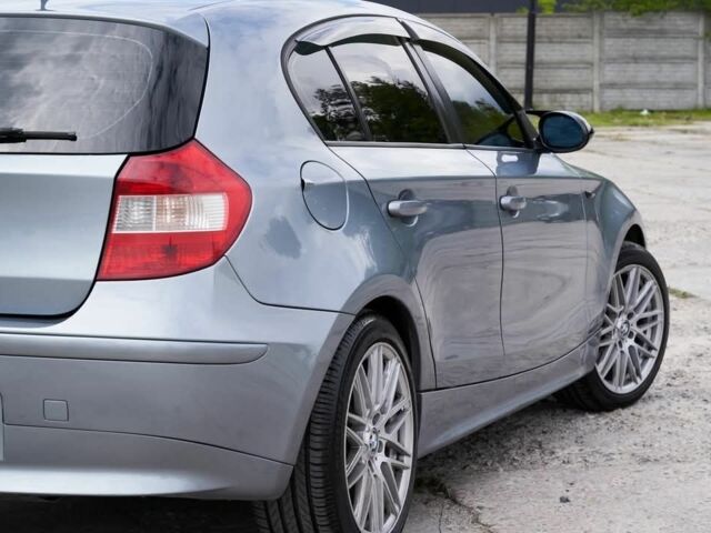 Серый БМВ 1 Серия, объемом двигателя 2 л и пробегом 194 тыс. км за 8200 $, фото 1 на Automoto.ua