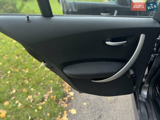 Серый БМВ 1 Серия, объемом двигателя 2 л и пробегом 203 тыс. км за 6950 $, фото 28 на Automoto.ua