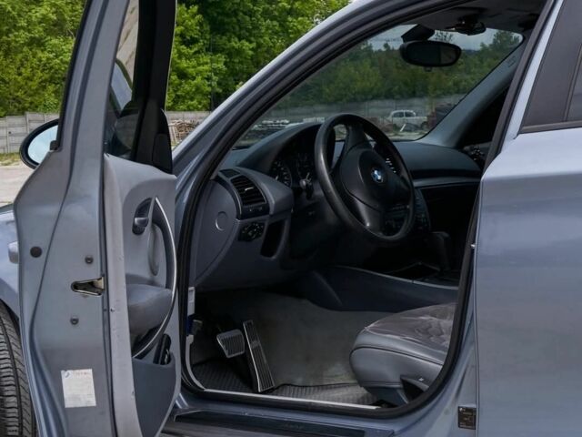 Серый БМВ 1 Серия, объемом двигателя 2 л и пробегом 194 тыс. км за 8200 $, фото 8 на Automoto.ua