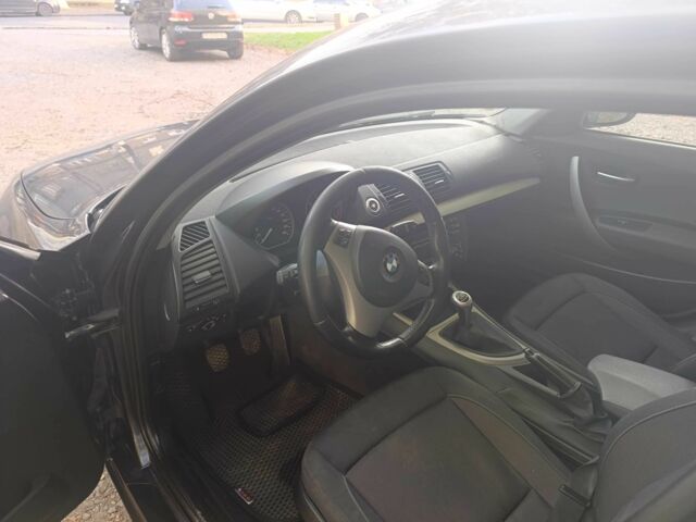 Сірий БМВ 1 Серія, об'ємом двигуна 2 л та пробігом 257 тис. км за 5000 $, фото 7 на Automoto.ua