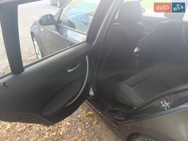 Сірий БМВ 1 Серія, об'ємом двигуна 2 л та пробігом 257 тис. км за 5000 $, фото 8 на Automoto.ua