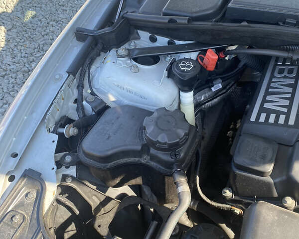 Серый БМВ 1 Серия, объемом двигателя 1.6 л и пробегом 194 тыс. км за 6999 $, фото 9 на Automoto.ua