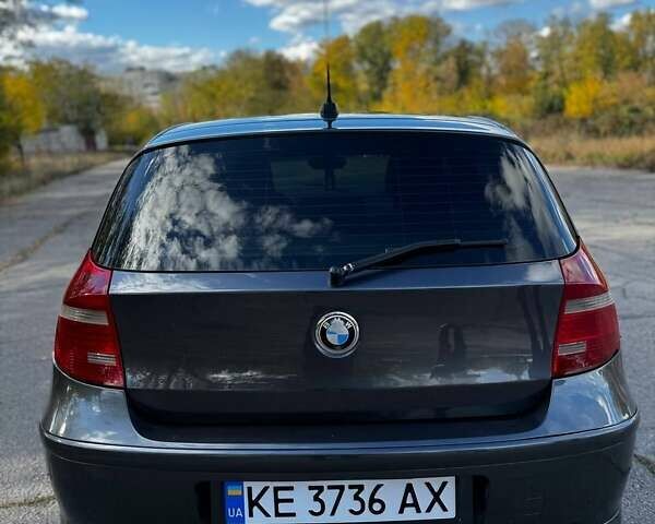 Серый БМВ 1 Серия, объемом двигателя 2 л и пробегом 258 тыс. км за 6999 $, фото 9 на Automoto.ua