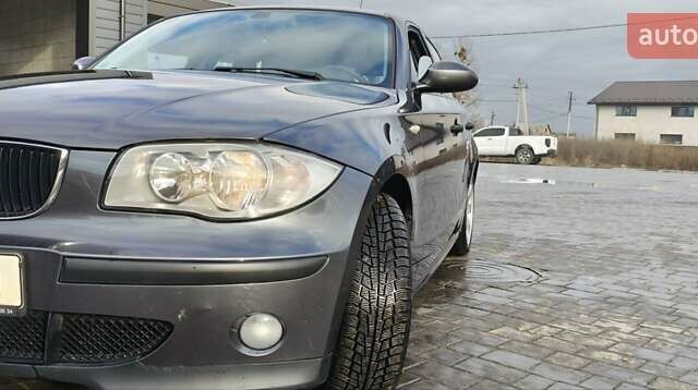 Сірий БМВ 1 Серія, об'ємом двигуна 2 л та пробігом 164 тис. км за 6800 $, фото 15 на Automoto.ua