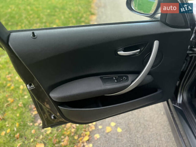 Серый БМВ 1 Серия, объемом двигателя 2 л и пробегом 203 тыс. км за 6950 $, фото 26 на Automoto.ua