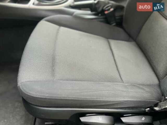 Серый БМВ 1 Серия, объемом двигателя 2 л и пробегом 203 тыс. км за 6950 $, фото 18 на Automoto.ua