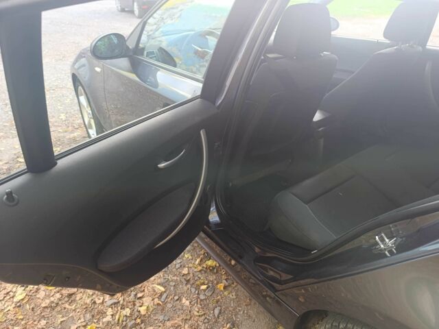 Сірий БМВ 1 Серія, об'ємом двигуна 2 л та пробігом 257 тис. км за 5000 $, фото 9 на Automoto.ua