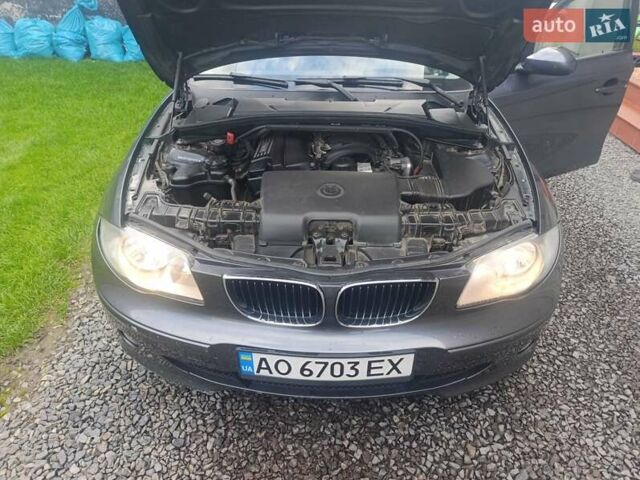 Сірий БМВ 1 Серія, об'ємом двигуна 2 л та пробігом 257 тис. км за 5000 $, фото 11 на Automoto.ua