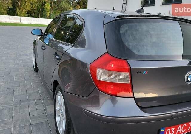 Сірий БМВ 1 Серія, об'ємом двигуна 2 л та пробігом 236 тис. км за 6950 $, фото 10 на Automoto.ua