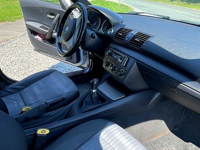 Серый БМВ 1 Серия, объемом двигателя 1.6 л и пробегом 195 тыс. км за 6999 $, фото 7 на Automoto.ua