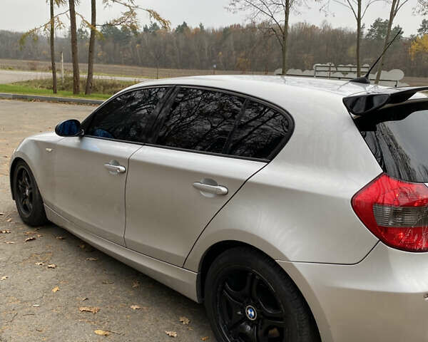 Серый БМВ 1 Серия, объемом двигателя 2 л и пробегом 414 тыс. км за 4800 $, фото 7 на Automoto.ua