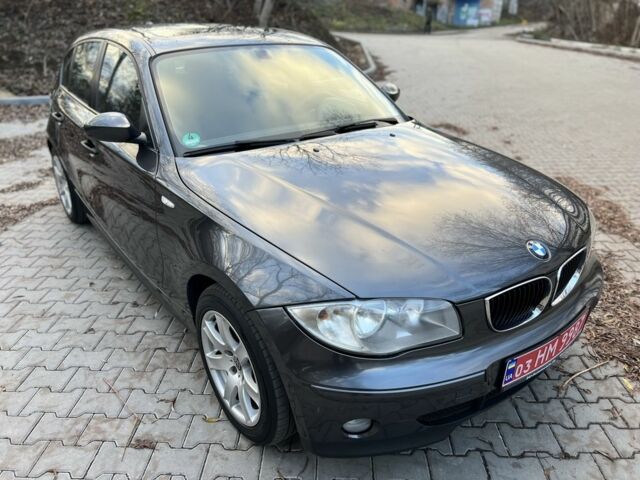 Серый БМВ 1 Серия, объемом двигателя 2 л и пробегом 204 тыс. км за 6700 $, фото 1 на Automoto.ua