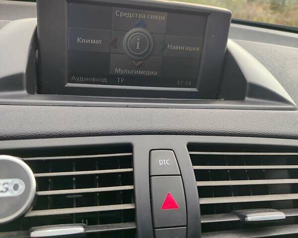 Серый БМВ 1 Серия, объемом двигателя 2 л и пробегом 264 тыс. км за 6200 $, фото 9 на Automoto.ua