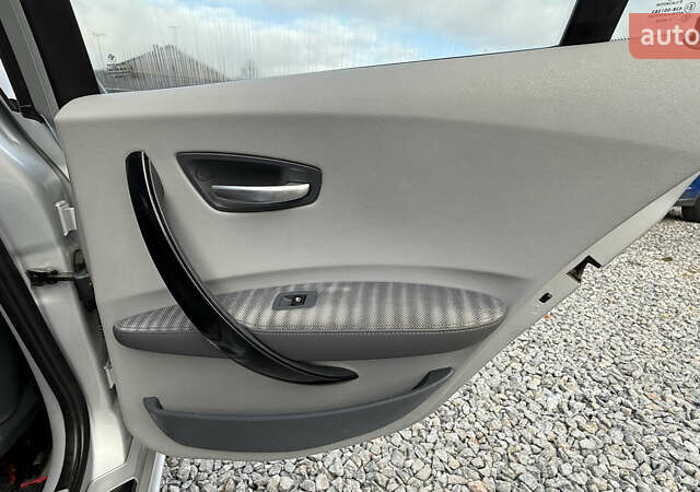 Серый БМВ 1 Серия, объемом двигателя 2 л и пробегом 192 тыс. км за 7000 $, фото 24 на Automoto.ua