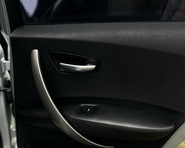 Серый БМВ 1 Серия, объемом двигателя 2 л и пробегом 410 тыс. км за 6700 $, фото 14 на Automoto.ua