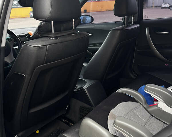 Сірий БМВ 1 Серія, об'ємом двигуна 2 л та пробігом 405 тис. км за 6350 $, фото 11 на Automoto.ua