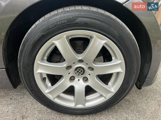 Серый БМВ 1 Серия, объемом двигателя 2 л и пробегом 204 тыс. км за 7000 $, фото 15 на Automoto.ua