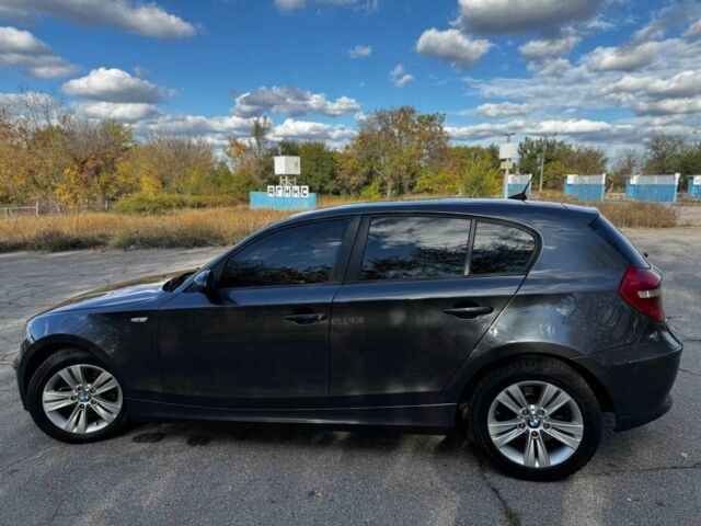 Серый БМВ 1 Серия, объемом двигателя 2 л и пробегом 258 тыс. км за 6999 $, фото 4 на Automoto.ua