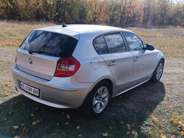 Серый БМВ 1 Серия, объемом двигателя 2 л и пробегом 195 тыс. км за 5750 $, фото 4 на Automoto.ua