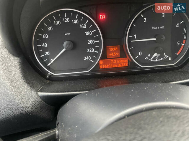 Серый БМВ 1 Серия, объемом двигателя 2 л и пробегом 414 тыс. км за 4800 $, фото 11 на Automoto.ua