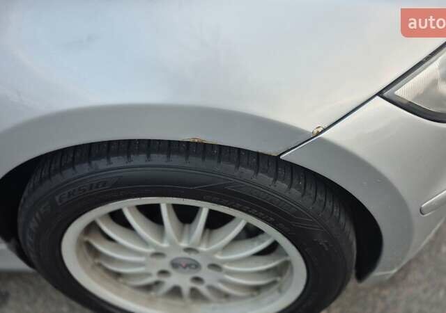 Серый БМВ 1 Серия, объемом двигателя 2 л и пробегом 278 тыс. км за 6500 $, фото 21 на Automoto.ua