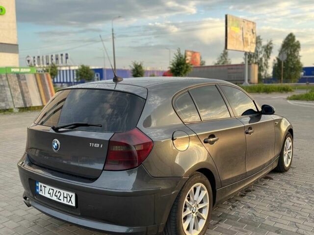 Серый БМВ 1 Серия, объемом двигателя 2 л и пробегом 345 тыс. км за 5850 $, фото 7 на Automoto.ua