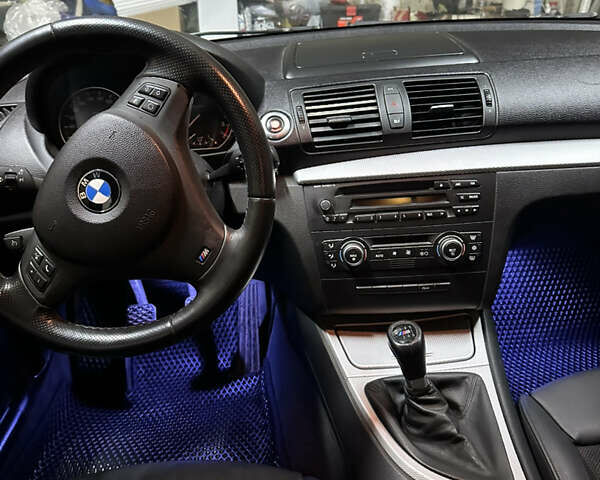 Сірий БМВ 1 Серія, об'ємом двигуна 2 л та пробігом 308 тис. км за 8300 $, фото 10 на Automoto.ua