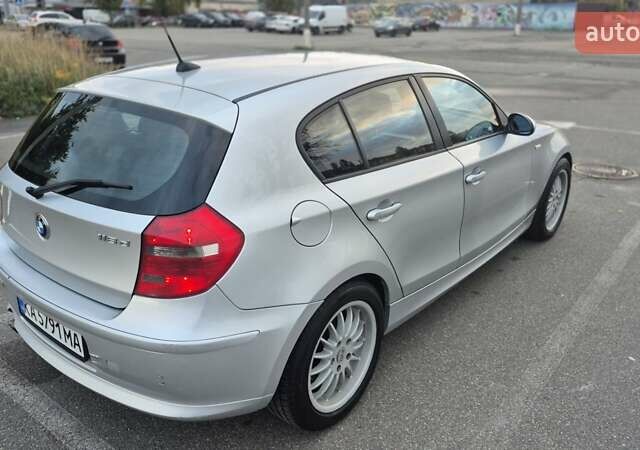 Серый БМВ 1 Серия, объемом двигателя 2 л и пробегом 278 тыс. км за 6500 $, фото 5 на Automoto.ua