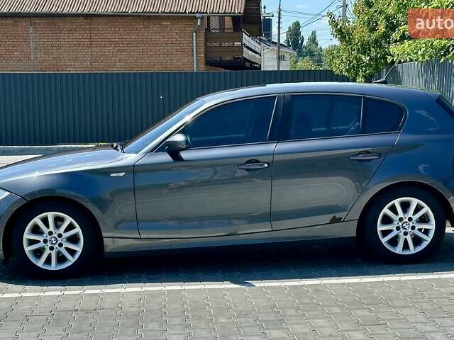 Серый БМВ 1 Серия, объемом двигателя 1.6 л и пробегом 309 тыс. км за 5200 $, фото 7 на Automoto.ua